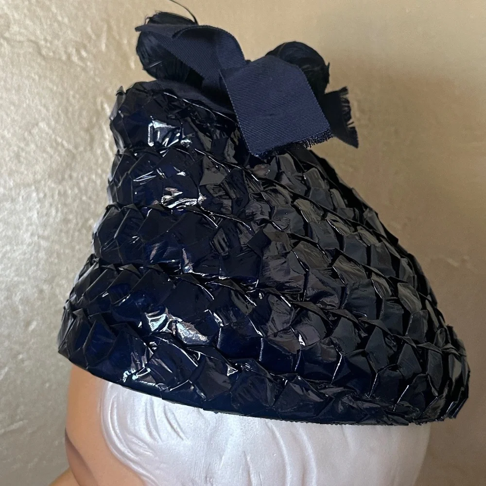 EXTRAORDINARY 1930's NAVY STRAW CONICAL HAT + CORLED FEATHER POM PONS - Picture 7 of 14